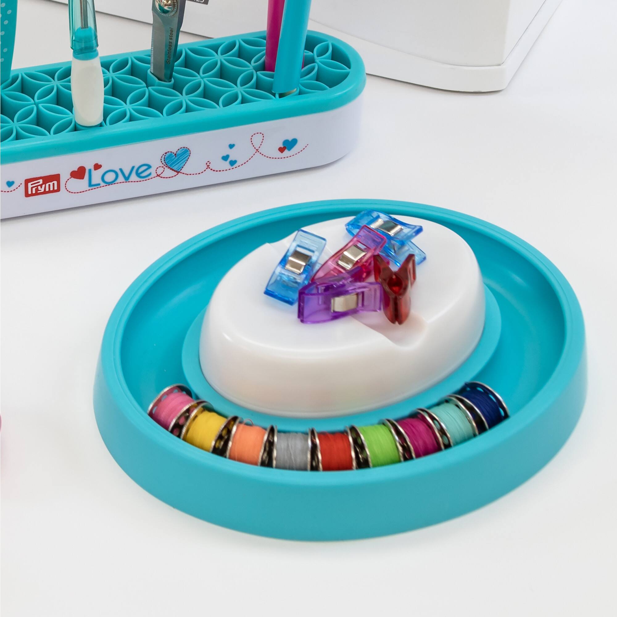Prym® Love Magnetic Pin Cushion with Bobbin Ring